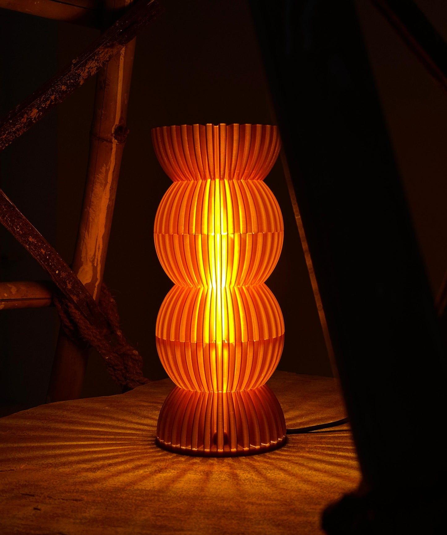 Luni Lamp