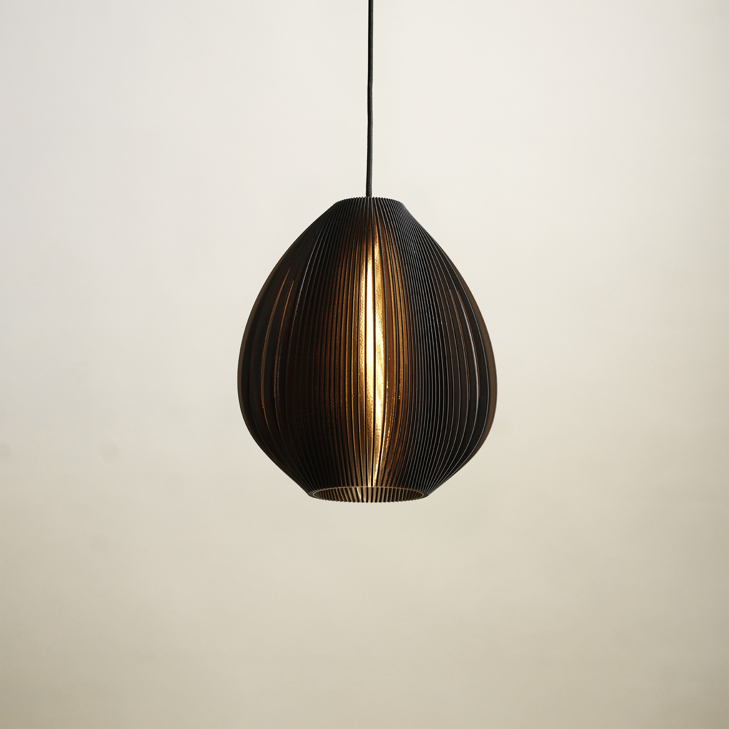 Black Vilo Lamp