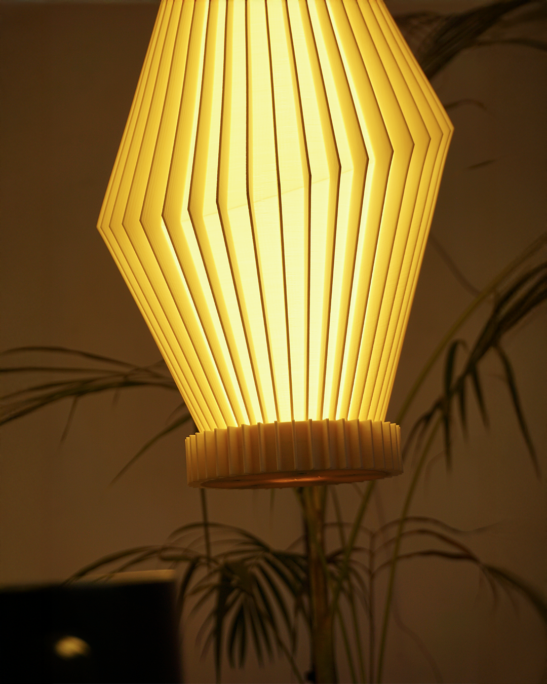 Staggered Pendant Lamp (4 ft)