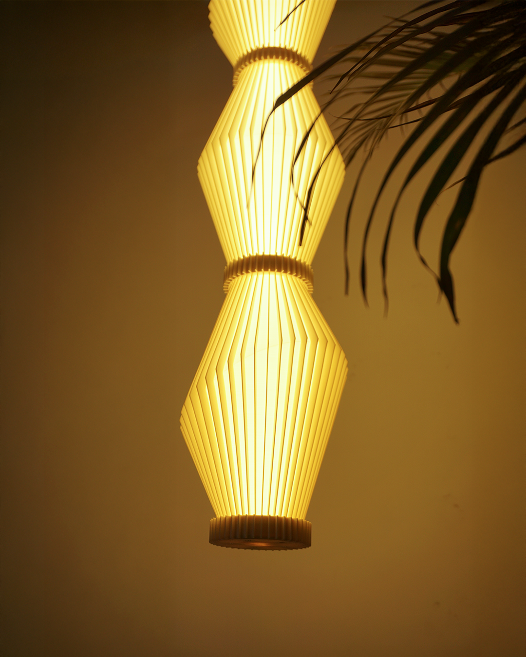 Staggered Pendant Lamp (4 ft)
